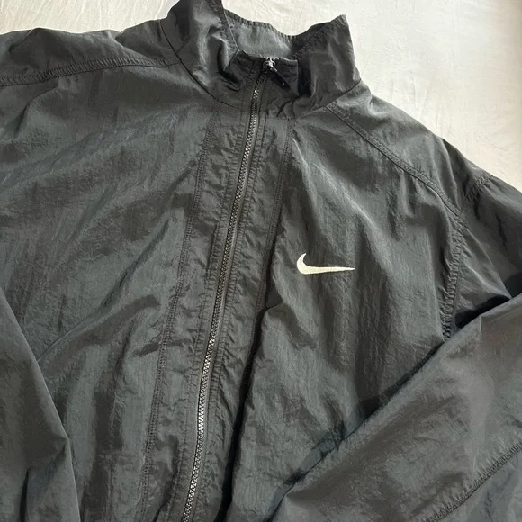 Nike 90s Men's Windbreaker Jacket - Picture 2 of 7